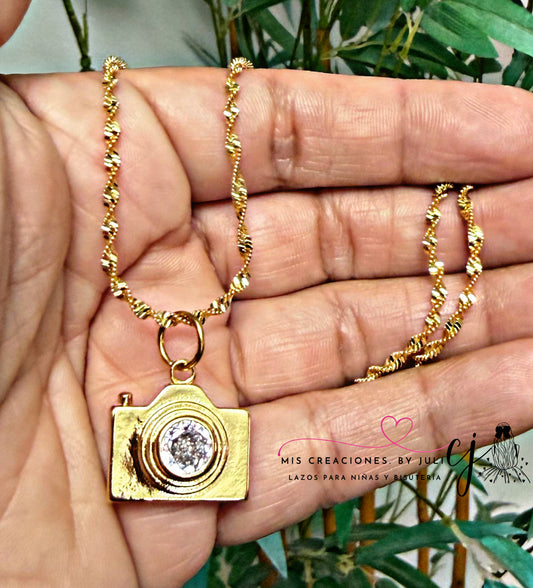 Cadenas con Charm enchapadas en oro