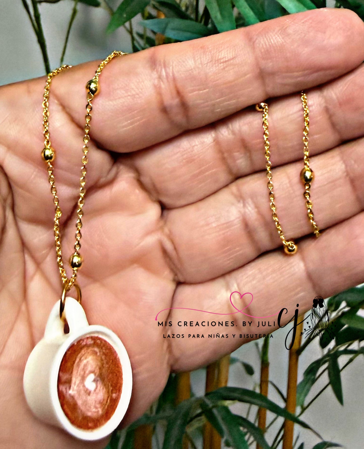 Cadena  con Charm Enchapada en oro